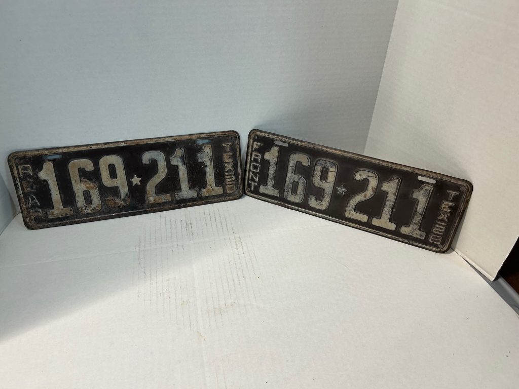 1928-Texas-License-plates-set