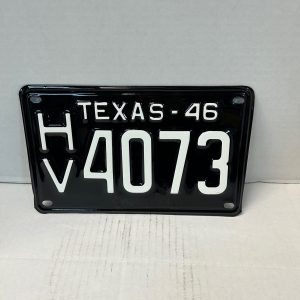 1946-Texas-License-Plate-HV-black-white