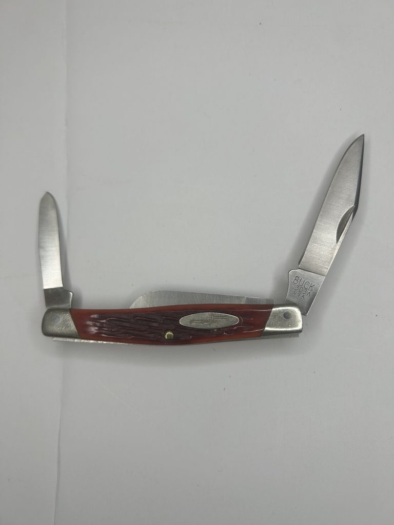 Buck-303-Folding-3-blade-pocket-knife